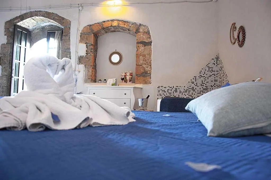 Guest house Il Casale Suite&Rooms Burgio  Italy