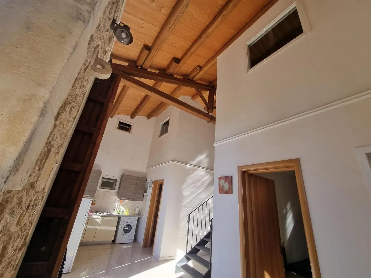 Il Casale Suite&Rooms Burgio  0*, Burgio (Siracusa)